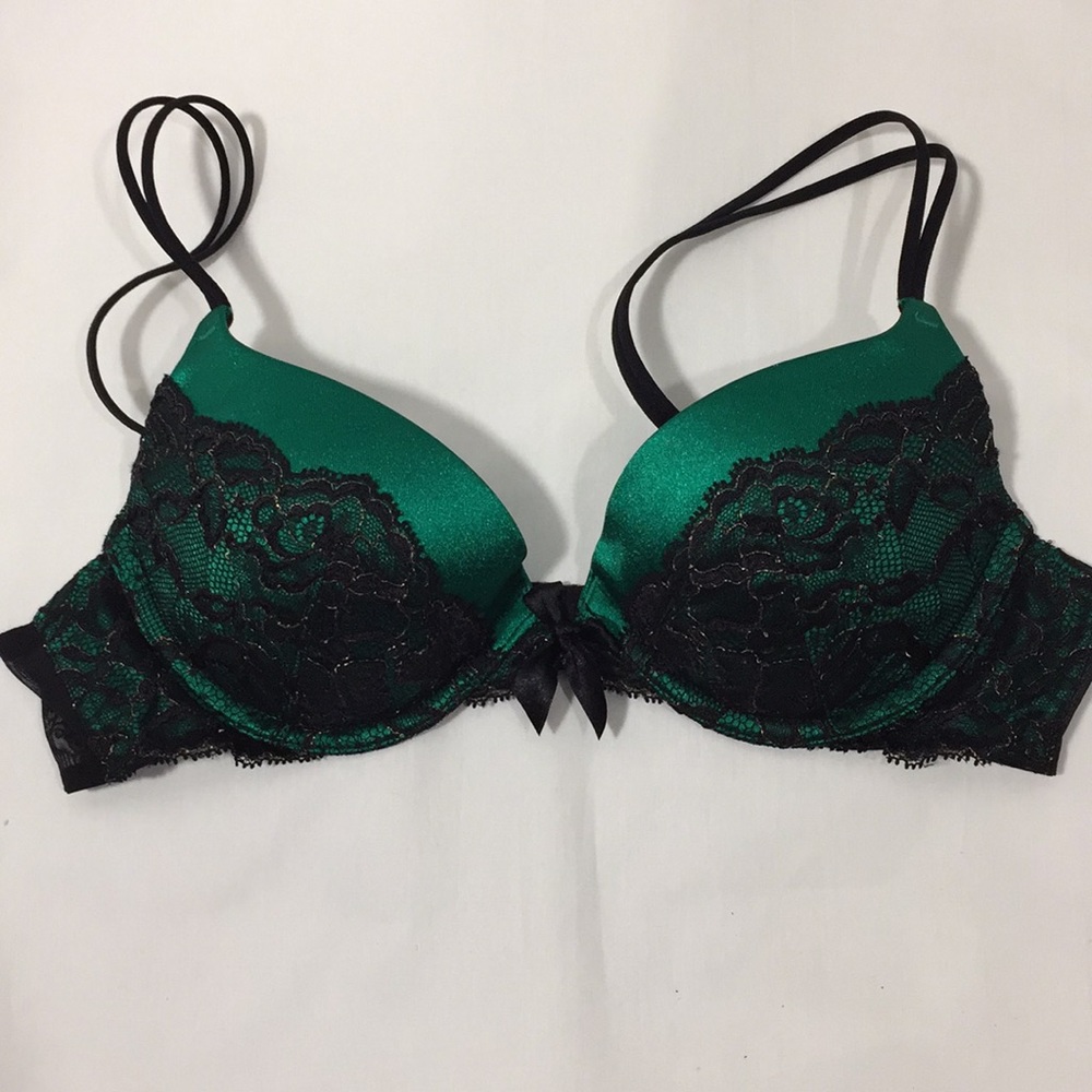 Victoria Secret Very Sexy Plunge 36A